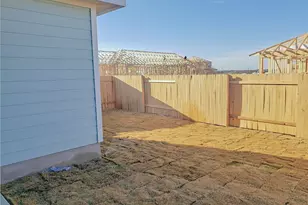 221 El Dorado Rd, Jarrell, TX 76537 - Photo 17