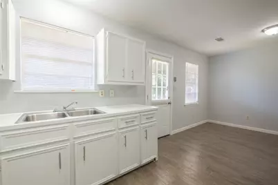 606 West Street, Georgetown, TX 78626 - Photo 9