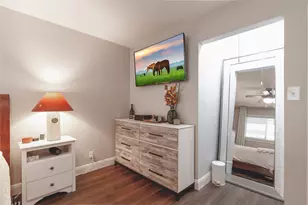 1210 Windsor Rd, Austin, TX 78703 - Photo 9