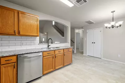 124 Steven Street, Hutto, TX 78634 - Photo 13