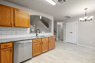 124 Steven St, Hutto, TX 78634 - Photo 13
