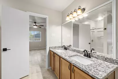 124 Steven Street, Hutto, TX 78634 - Photo 17