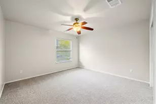 124 Steven St, Hutto, TX 78634 - Photo 19