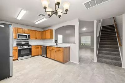 124 Steven Street, Hutto, TX 78634 - Photo 11