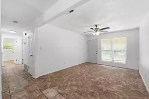1107 Gardner Cove, Austin, TX 78721 - Photo 5