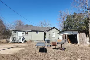 1006 Proctor St, Lockhart, TX 78644 - Photo 23