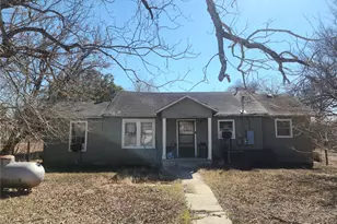 1006 Proctor St, Lockhart, TX 78644 - Photo 1