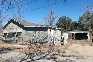 1006 Proctor St, Lockhart, TX 78644 - Photo 21