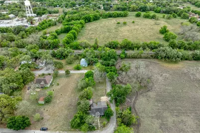 1006 Proctor Street, Lockhart, TX 78644 - Photo 5