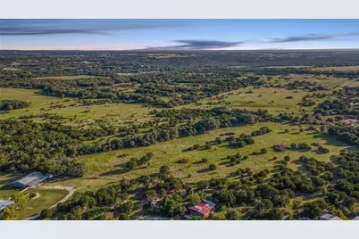 5274 County Road 200, Liberty Hill, TX 78642 - Photo 3