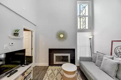 935 La Posada Drive #213, Austin, TX 78752 - Photo 5