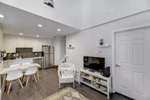 935 La Posada Dr, Austin, TX 78752 - Photo 11