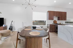 2912 E 13th St, Austin, TX 78702 - Photo 3