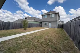 2924 Brand Iron Dr, San Marcos, TX 78666 - Photo 13