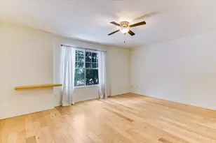 1193 Curve St, Austin, TX 78702 - Photo 9