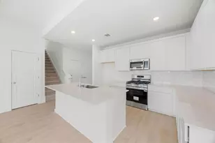 106 Divisadero Dr, Hutto, TX 78634 - Photo 9