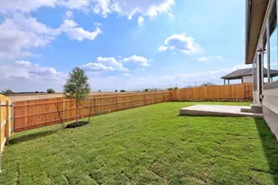 106 Divisadero Dr, Hutto, TX 78634 - Photo 31