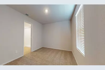 914 Indian Way Way, Seguin, TX 78155 - Photo 15