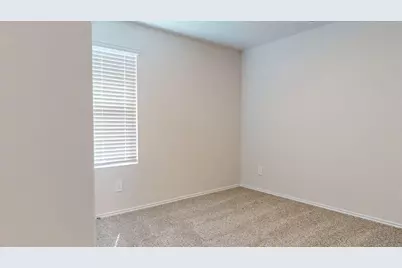 914 Indian Way, Seguin, TX 78155 - Photo 11