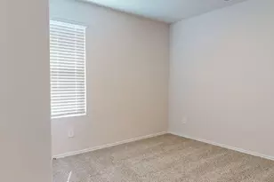 914 Indian Wy, Seguin, TX 78155 - Photo 9