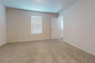 914 Indian Wy, Seguin, TX 78155 - Photo 17