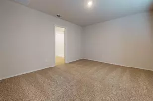 914 Indian Wy, Seguin, TX 78155 - Photo 13