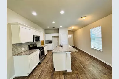 14008 Heywood Drive, Pflugerville, TX 78660 - Photo 5