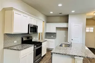 14008 Heywood Dr, Pflugerville, TX 78660 - Photo 3