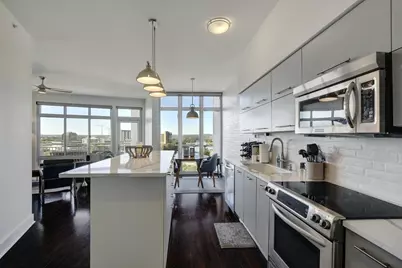 603 Davis Street #1011, Austin, TX 78701 - Photo 9