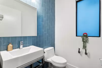 1105 E 12th Street, Austin, TX 78702 - Photo 11