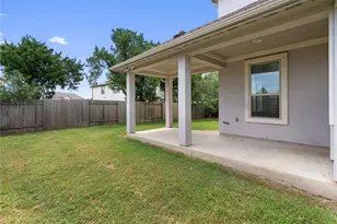 15601 Cabrillo Way, Austin, TX 78738 - Photo 3