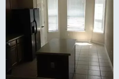 811 Shadow Creek Boulevard, Buda, TX 78610 - Photo 5