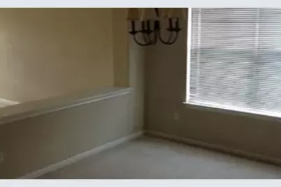 811 Shadow Creek Boulevard, Buda, TX 78610 - Photo 3