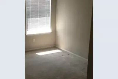 811 Shadow Creek Boulevard, Buda, TX 78610 - Photo 11