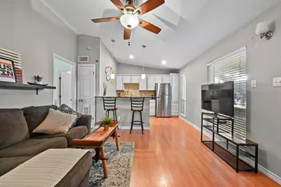 2021 Bluebonnet Lane #203, Austin, TX 78704 - Photo 5