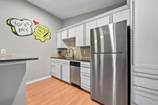 2021 Bluebonnet Ln, Austin, TX 78704 - Photo 9