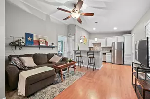 2021 Bluebonnet Ln, Austin, TX 78704 - Photo 3