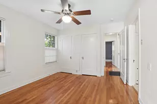 702 E 45th 1/2 St, Austin, TX 78751 - Photo 15