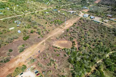 000 Leisure Lane Lane, Cedar Creek, TX 78612 - Photo 3