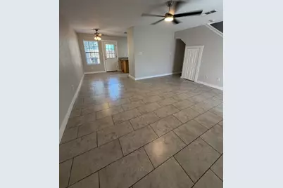 404 West Street #D, Hutto, TX 78634 - Photo 3