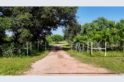 204 Lagitos Lane, Llano, TX 78643 - Photo 5