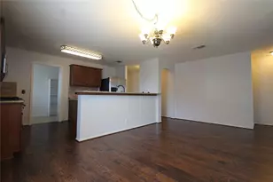 128 Challenger, Kyle, TX 78640 - Photo 7
