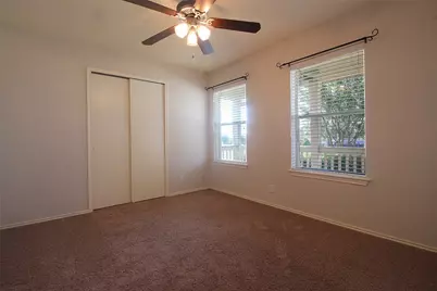 128 Challenger, Kyle, TX 78640 - Photo 15
