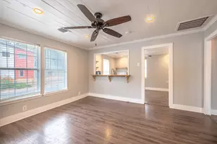 2100 E 2nd St, Austin, TX 78702 - Photo 3