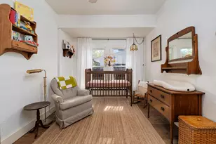 1110 Christie Dr, Austin, TX 78721 - Photo 15