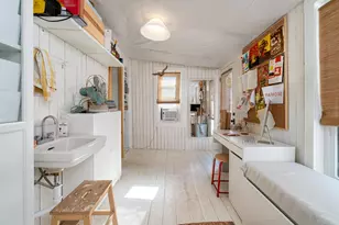 1110 Christie Dr, Austin, TX 78721 - Photo 19