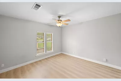 902 Emerald Wood Drive, Austin, TX 78745 - Photo 27