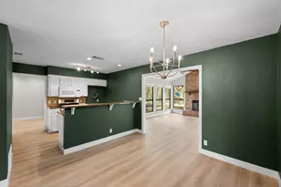 902 Emerald Wood Dr, Austin, TX 78745 - Photo 15