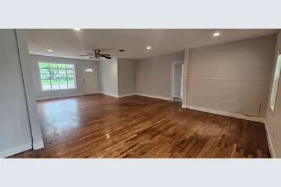 804 Hudgins Street, Smithville, TX 78957 - Photo 5