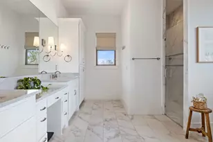 105 Deer Vly Dr, Georgetown, TX 78628 - Photo 15